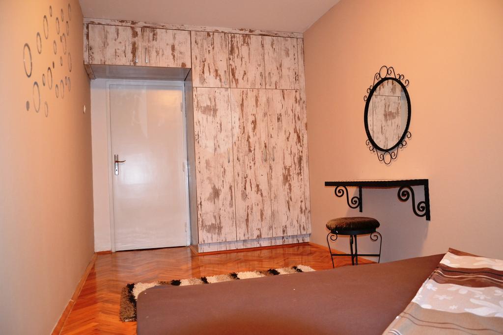 Skopje Cozy Apartment 部屋 写真